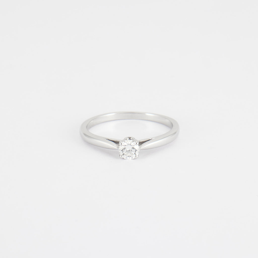 Solitaire diamant 0,20 carats en or blanc.