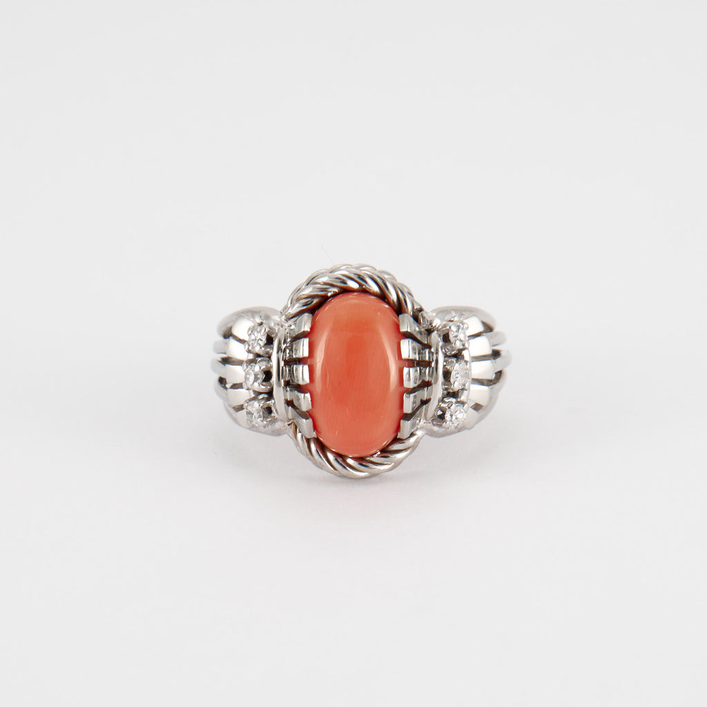 Bague or blanc, corail et diamants
