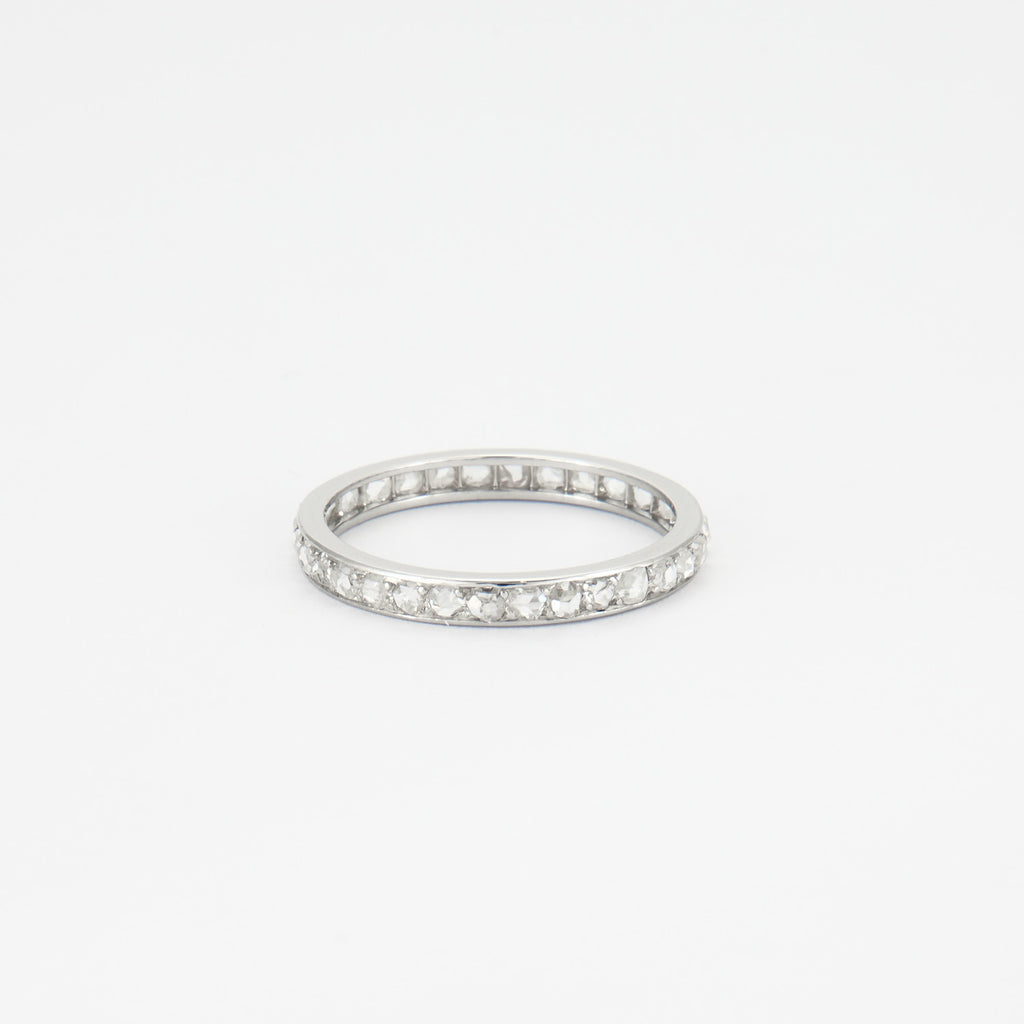 Alliance en diamants tailles roses.