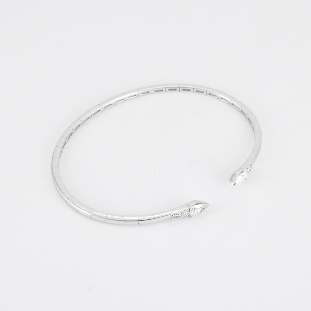 Bracelet jonc en or blanc et diamants poires