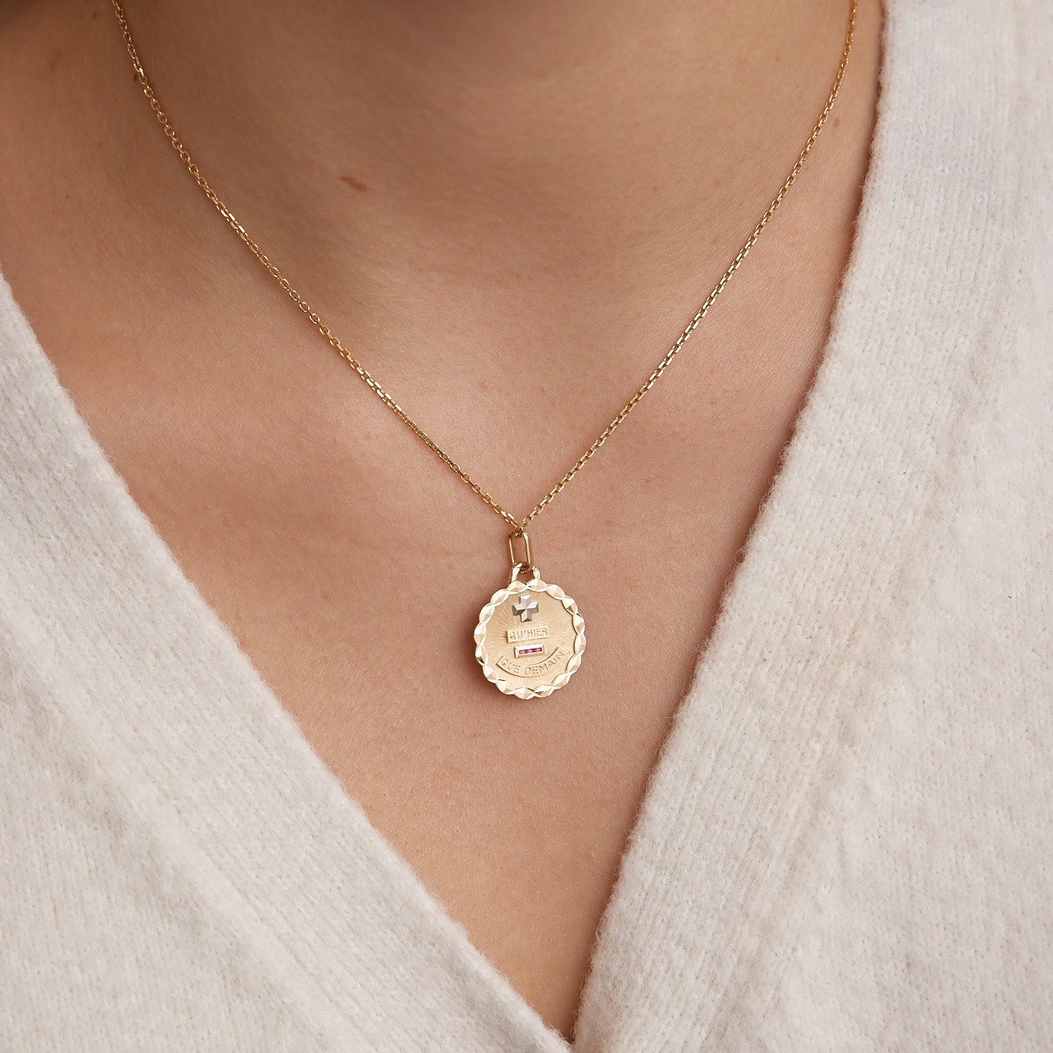 Médaille d'amour AUGIS en or