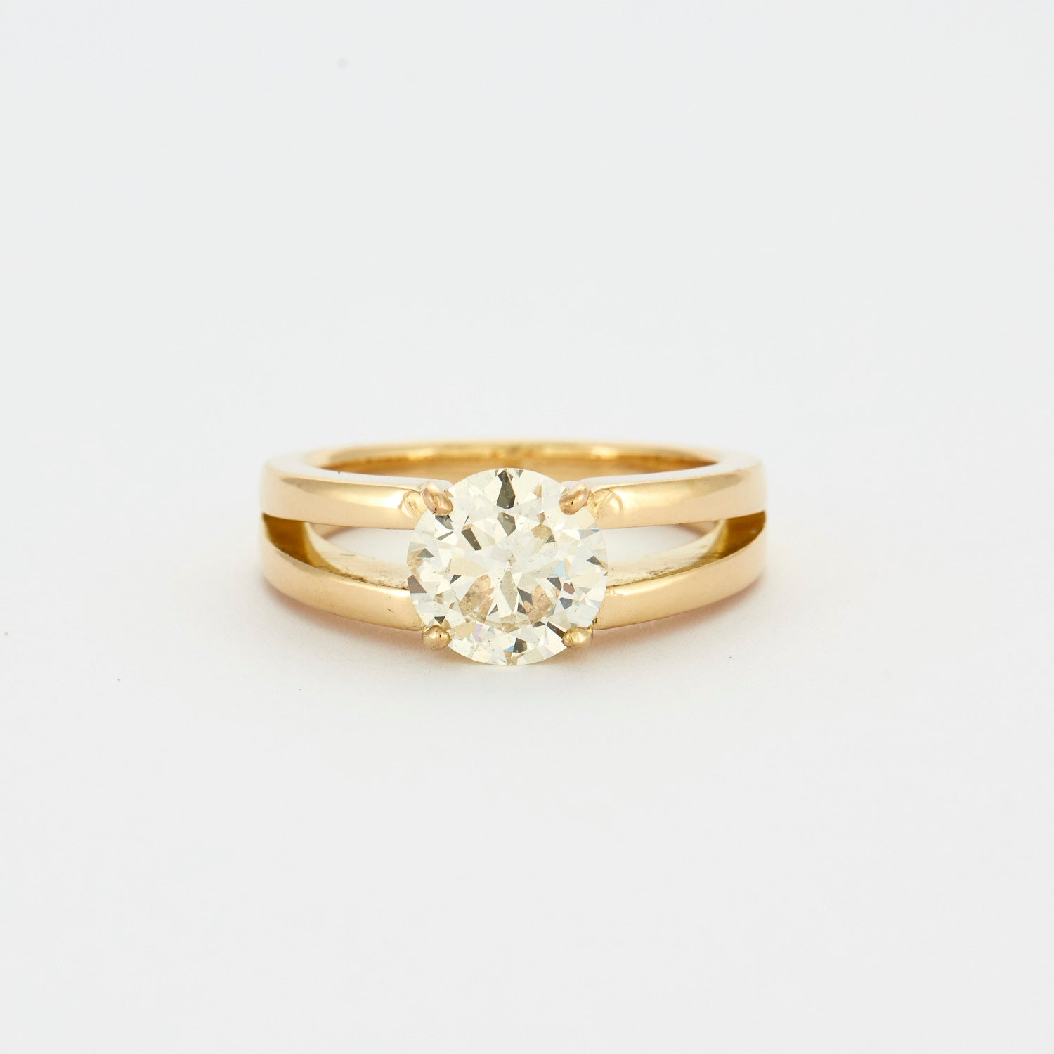 Solitaire 2 carats en or jaune