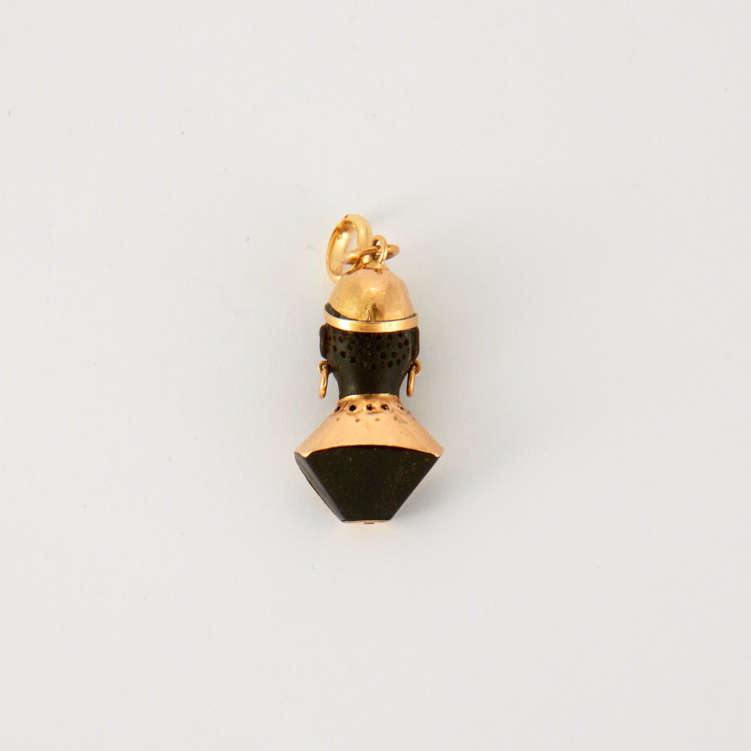 Pendentif tête de Maure en or et ébène
