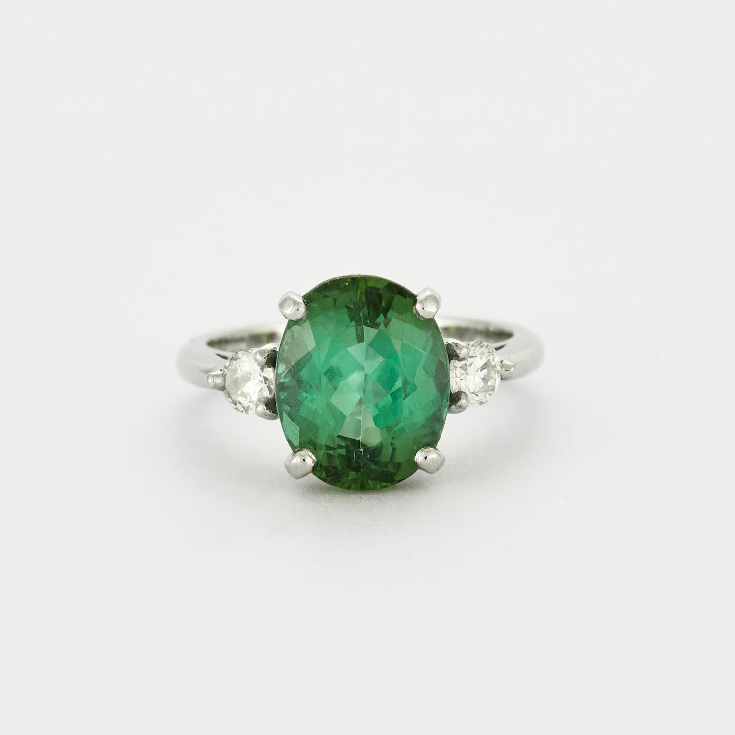 Bague Tourmaline verte 4,15 carats.