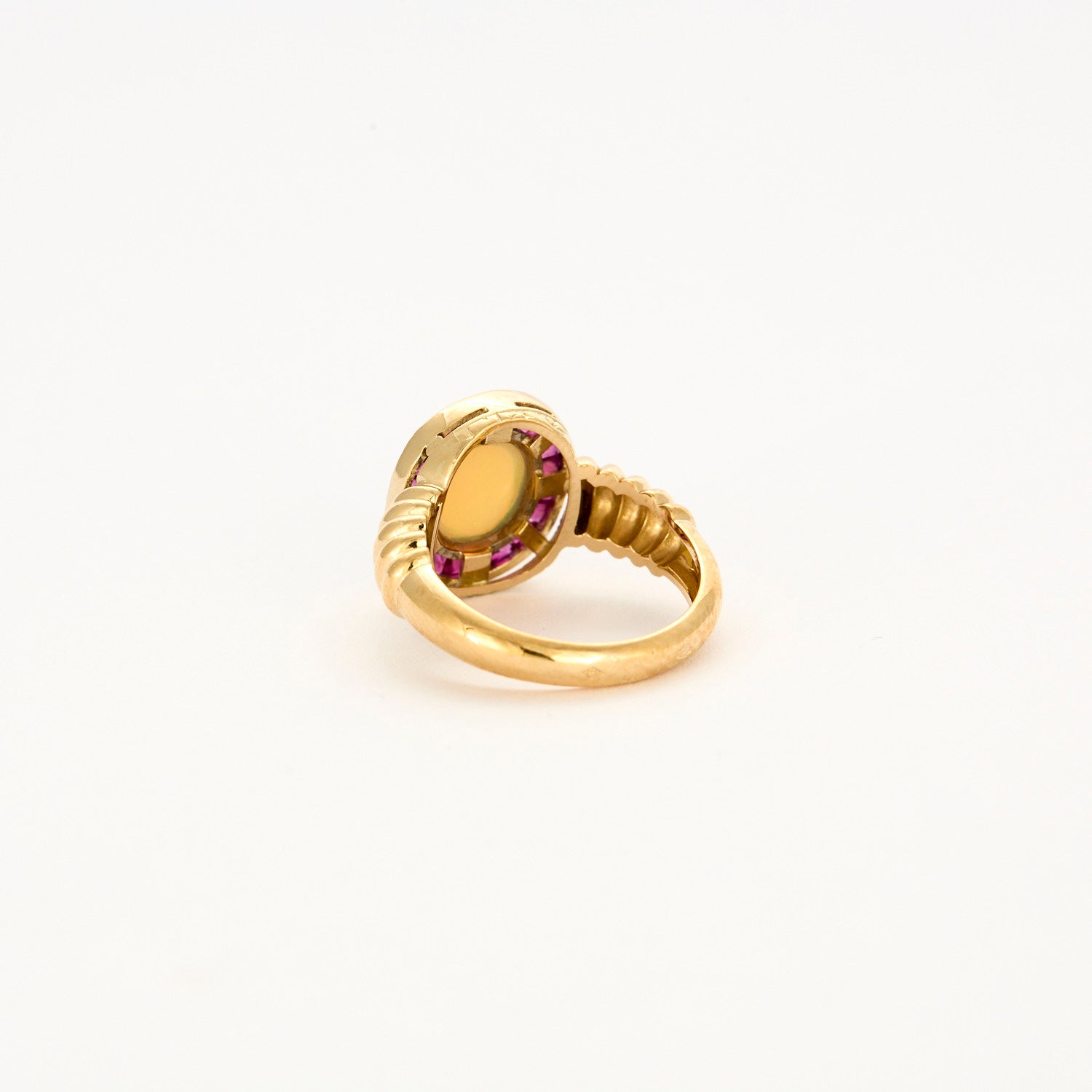 Bague Opale or jaune et calibrés Rubis