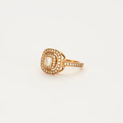 Bague "Mylène" PM en rose et diamant coussin.