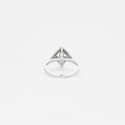 Bague en or blanc sertie de 3 diamants