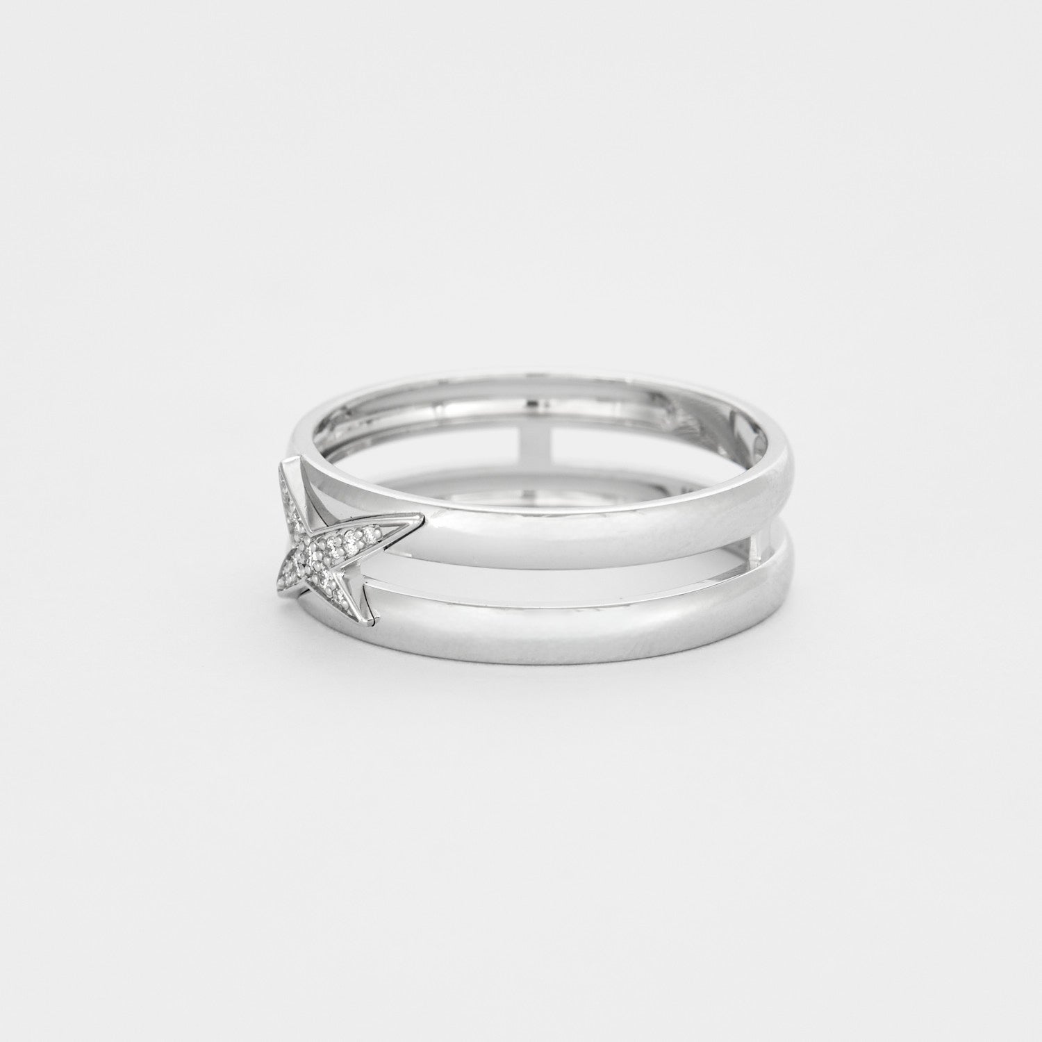 Bague Mauboussin "Etoilement Divine" en or blanc 18K et diamants