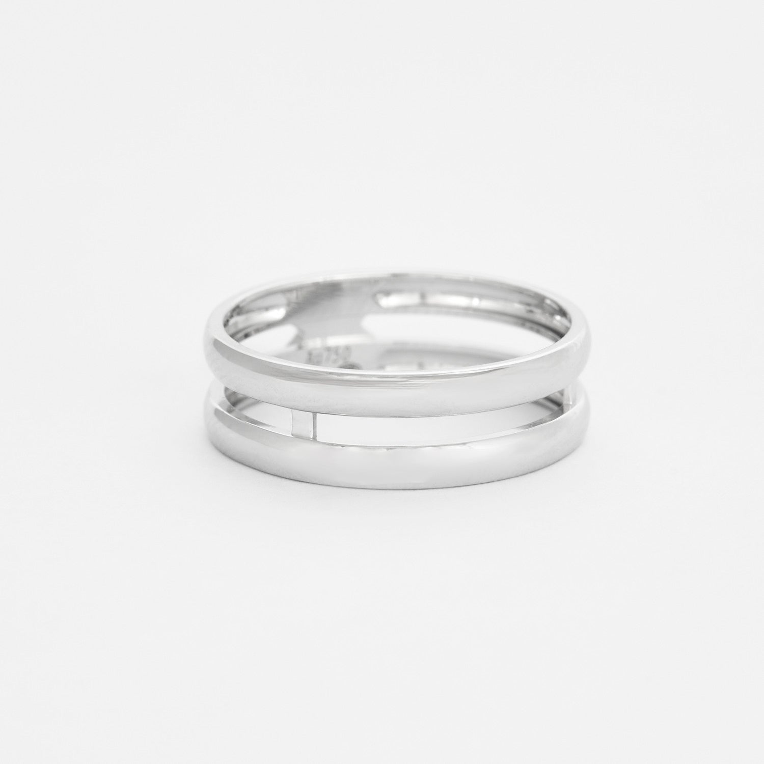 Bague Mauboussin "Etoilement Divine" en or blanc 18K et diamants