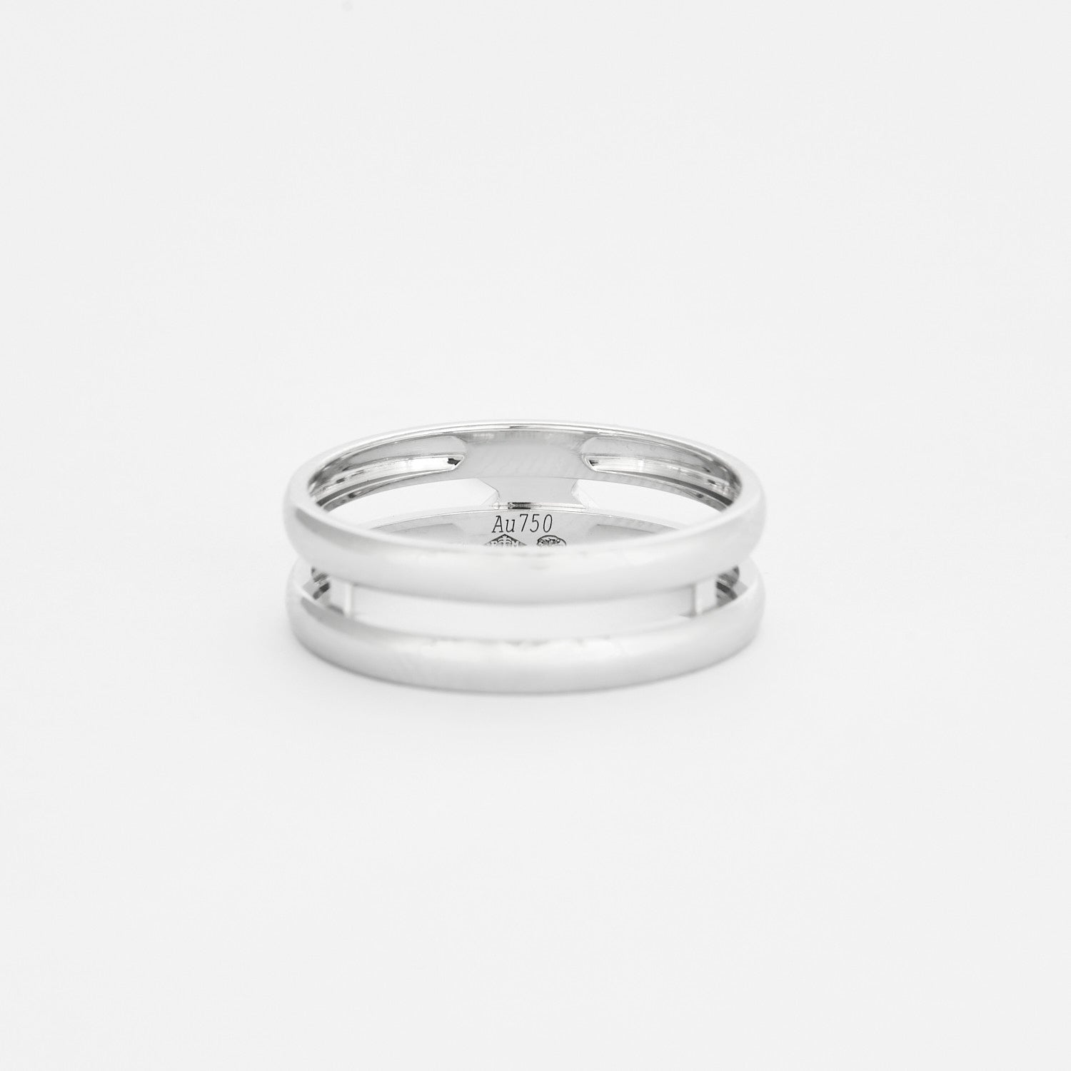 Bague Mauboussin "Etoilement Divine" en or blanc 18K et diamants