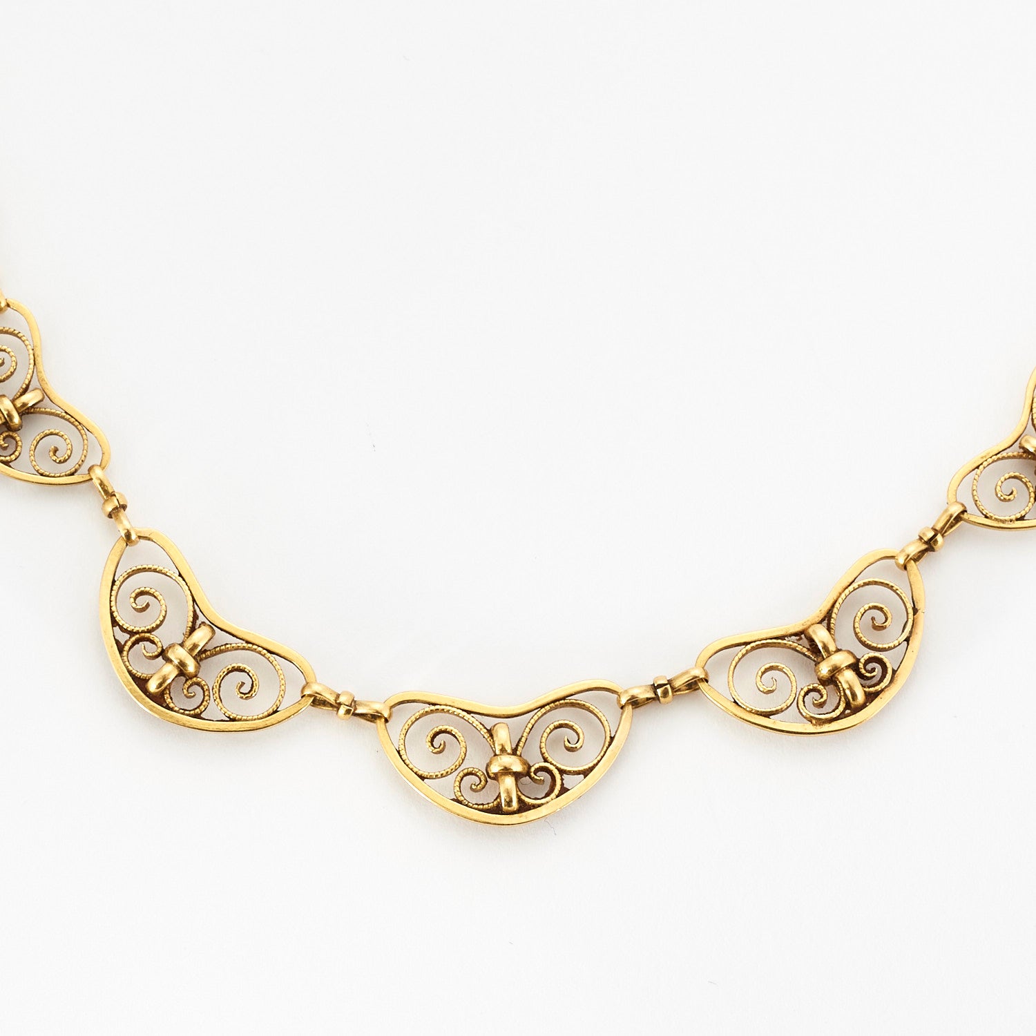 Collier vintage filigrane en or jaune