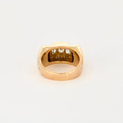 Bague Tank en or jaune et diamants.