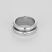 Bague "Possession" PIAGET or blanc et diamants.