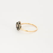 Bague vintage en or, diamants, rubis et saphir.