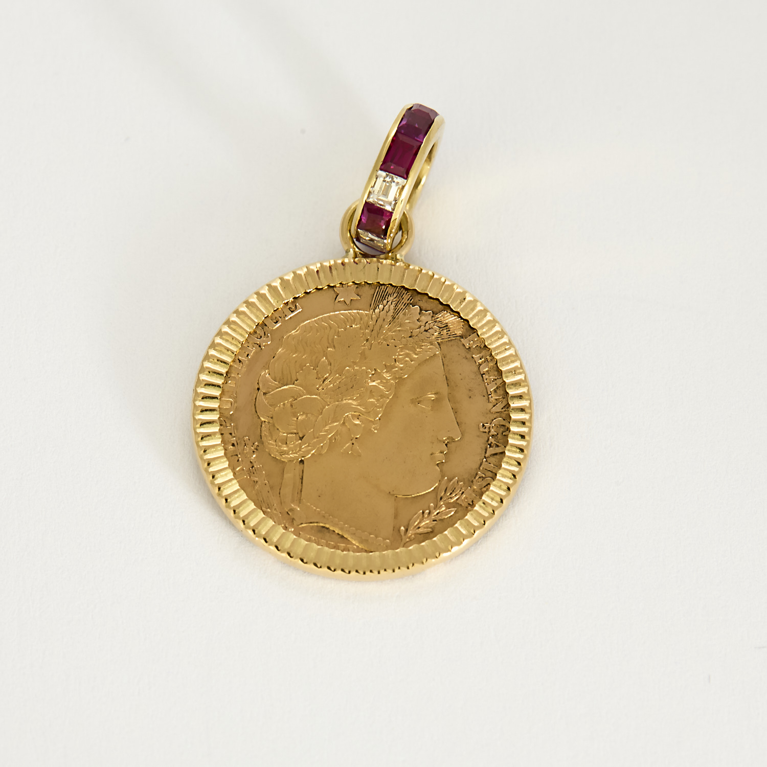 Pendentif en or jaune pièce de 10Fr