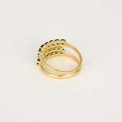 Bague ou demie alliance saphirs et diamants en or jaune.