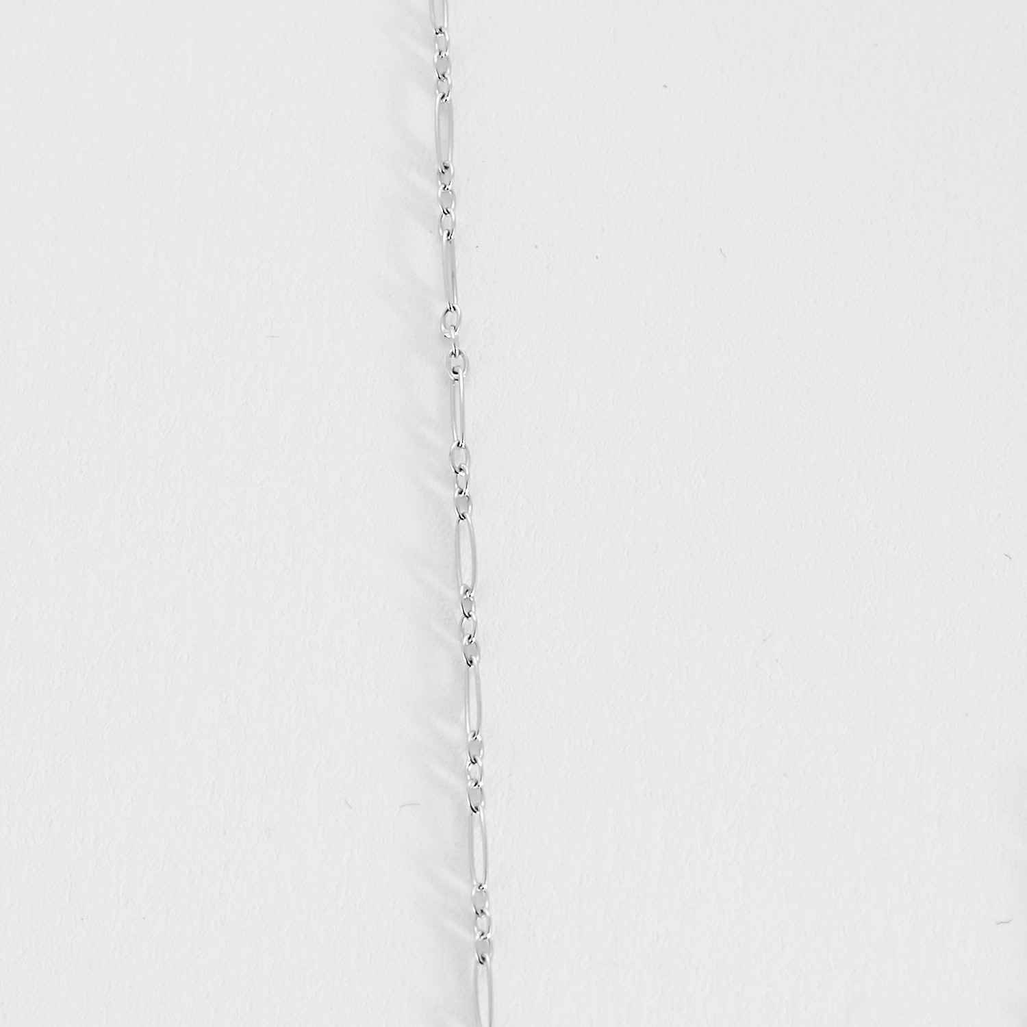 Collier ancien en or blanc et diamants