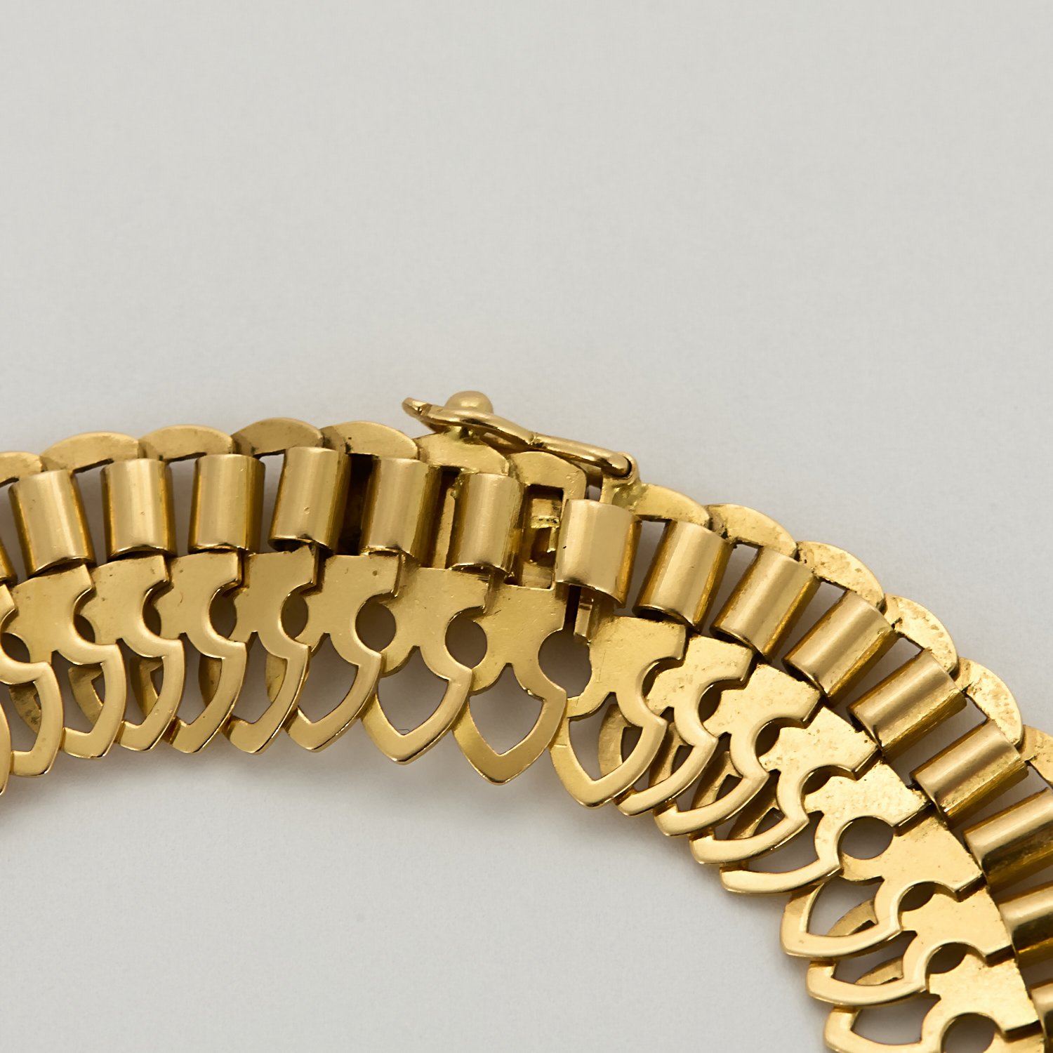 Collier ancien Maille souple en or 18k.