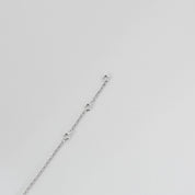 Bracelet infini en or blanc et diamants