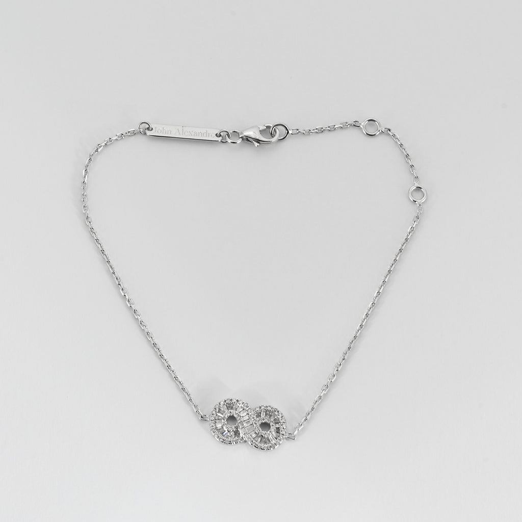 Bracelet infini en or blanc et diamants