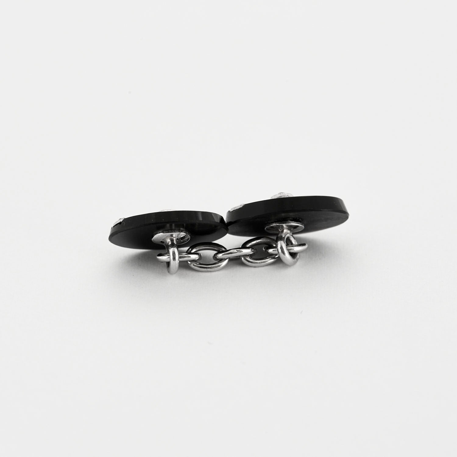 Bontons de manchettes 1930 en onyx et diamants.