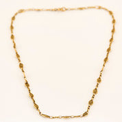 Chaine vintage filigrane fine en or jaune.