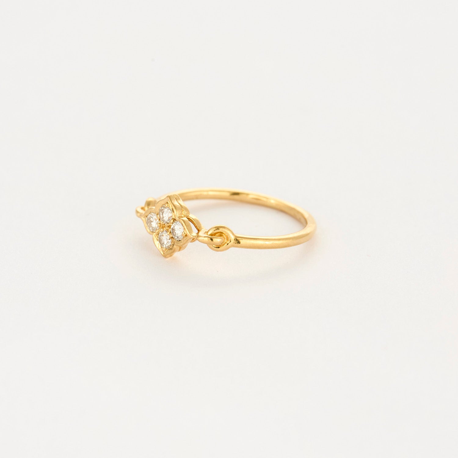 Bague Cartier "Inde Mystérieuse" en or jaune et diamants