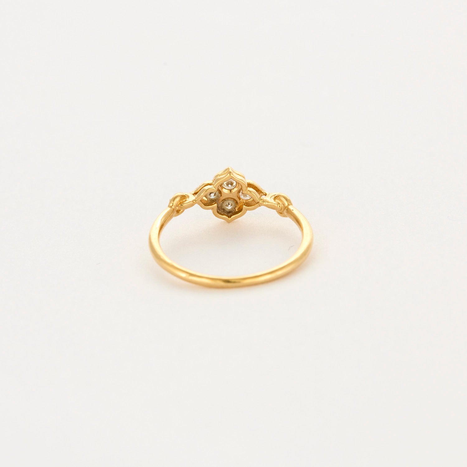 Bague Cartier "Inde Mystérieuse" en or jaune et diamants