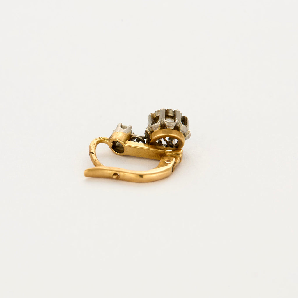 Dormeuses en or jaune, platine et diamants