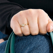 Bague Cartier "Inde Mystérieuse" en or jaune et diamants