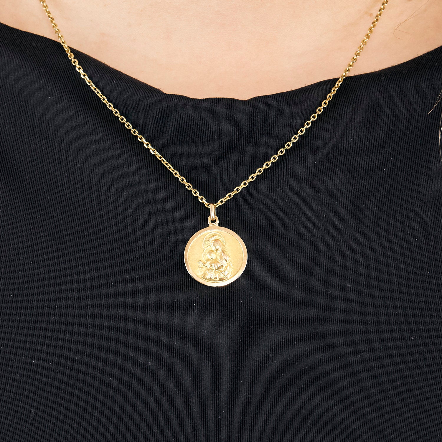 Médaille Vierge & Jésus en or jaune