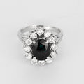 Bague Marguerite vintage Saphir et diamants en or blanc