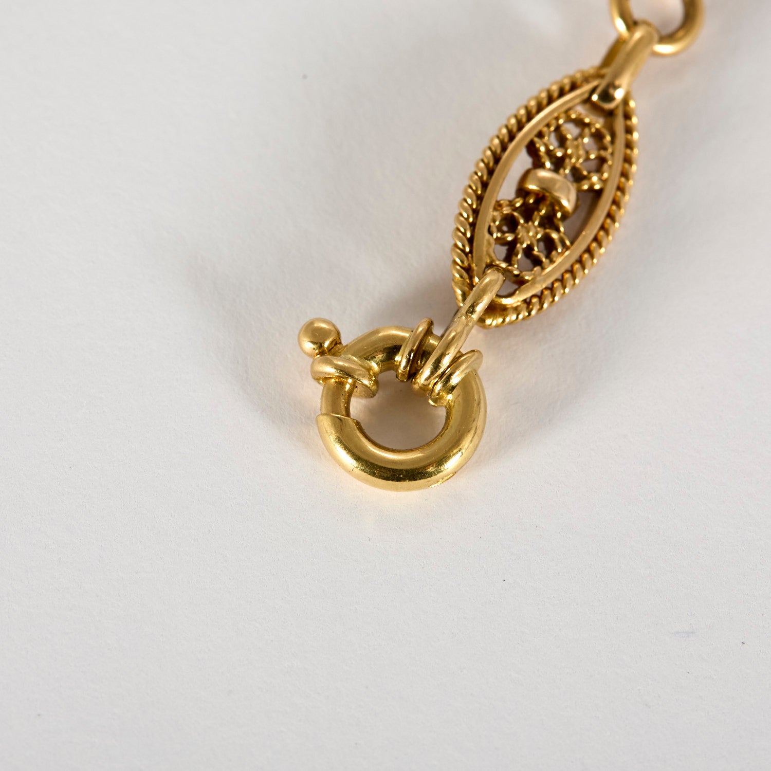 Bracelet mailles filigranes torsadé en or