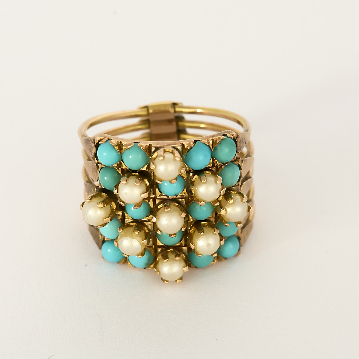 Bague Semanier vintage en or jaune, turquoises et perles