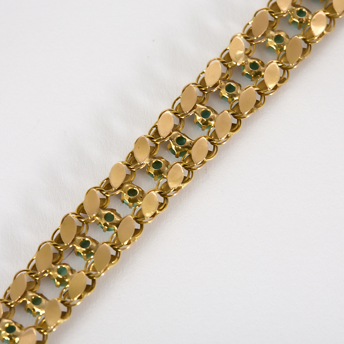 Bracelet ancien en or rose et turquoise.