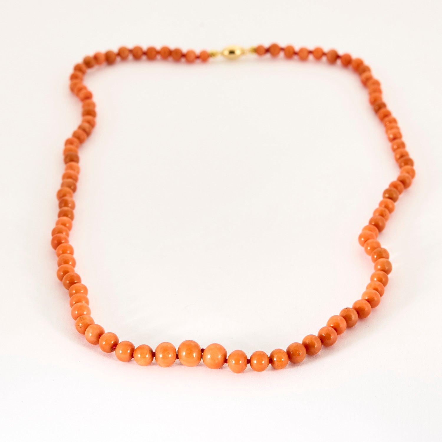 Collier ancien en corail perles 8-5mm