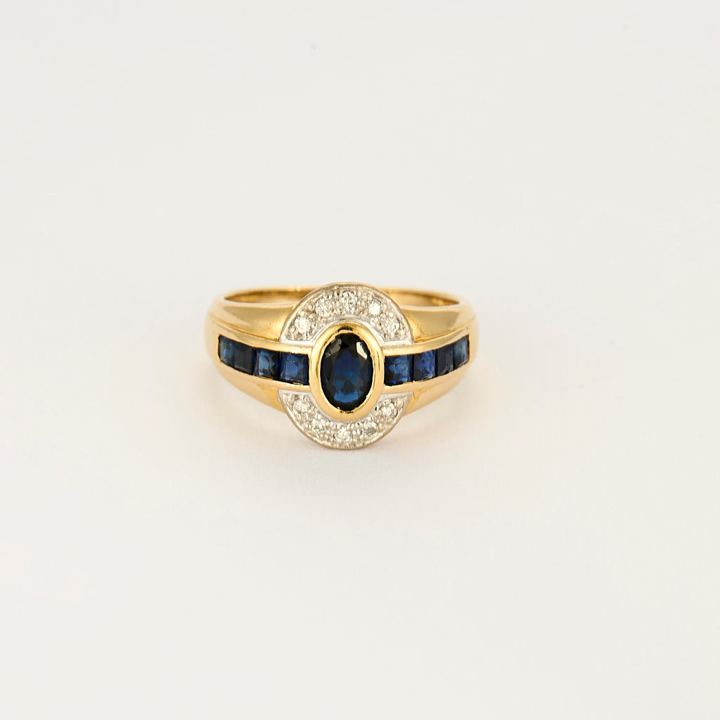 Bague vintage or jaune, diamants et saphirs.