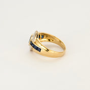 Bague vintage or jaune, diamants et saphirs.