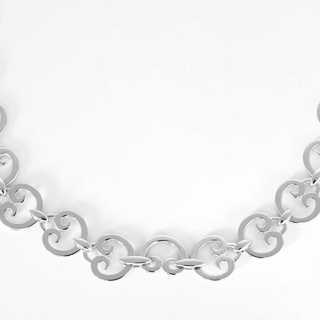 Collier Coeur O.J PERRIN en or blanc.