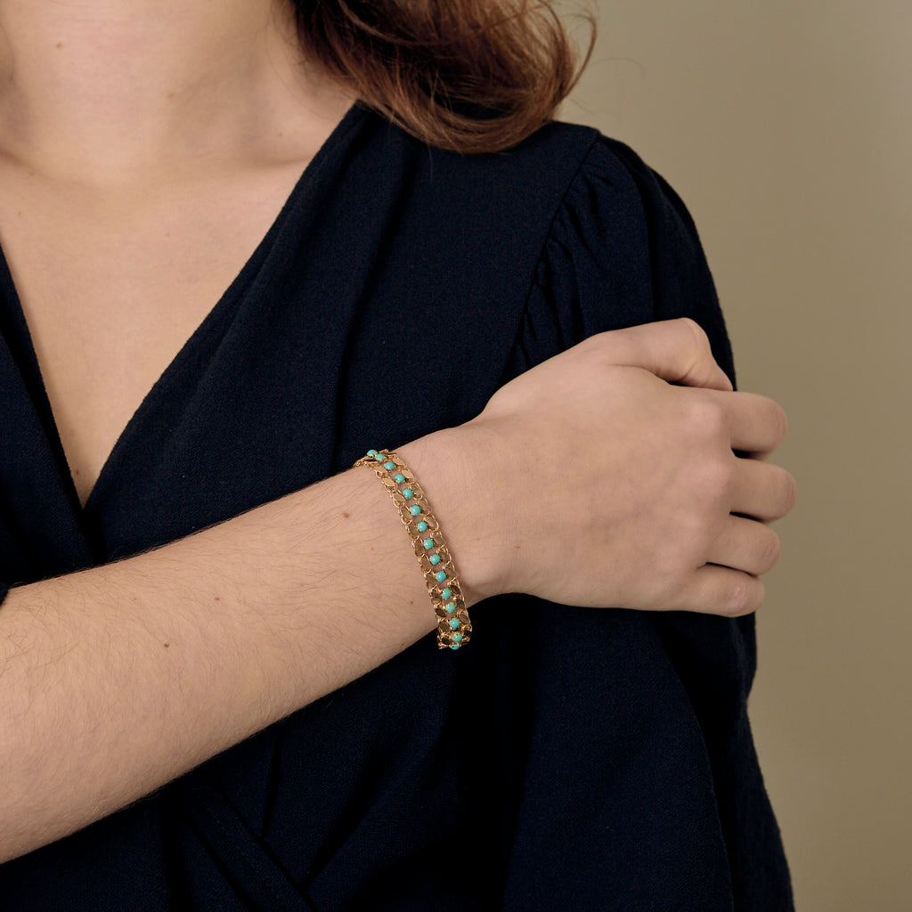 Bracelet ancien en or rose et turquoise.