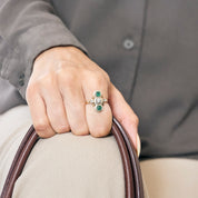 Bague ancienne Antique en or diamants et émeraude