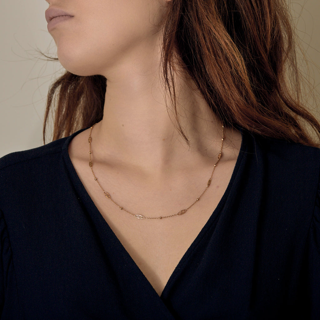 Chaine vintage filigrane et perles d'or en or jaune