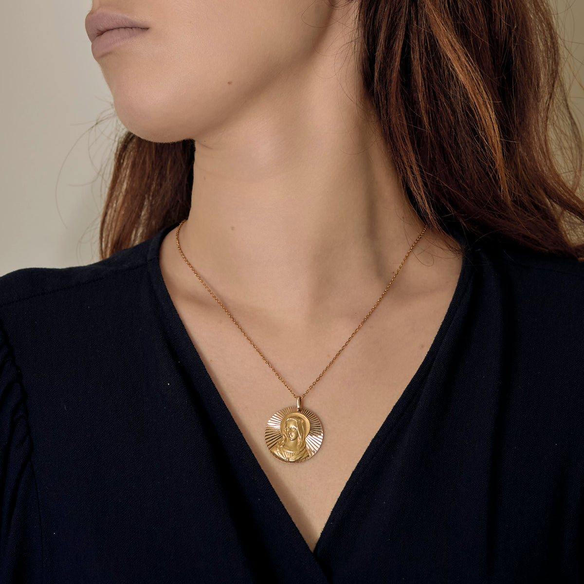 Médaille Vierge Marie en or jaune 22mm