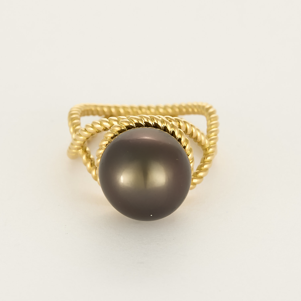 Bague en or jaune torsadé et une perle aubergine de 12mm