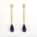 Boucles d'oreilles pendantes or jaune, diamants et lapis-lazuli.