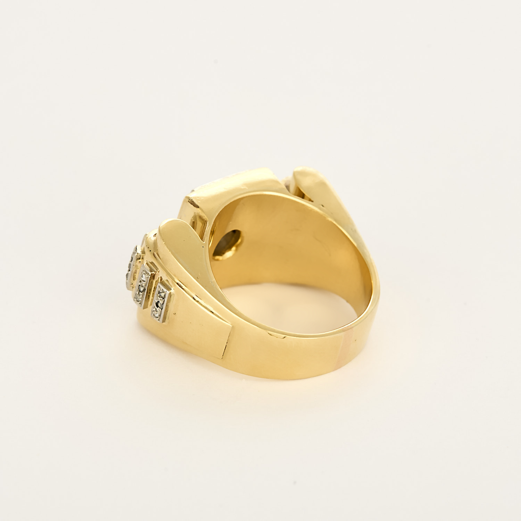 Bague "Tank" en or et diamants.