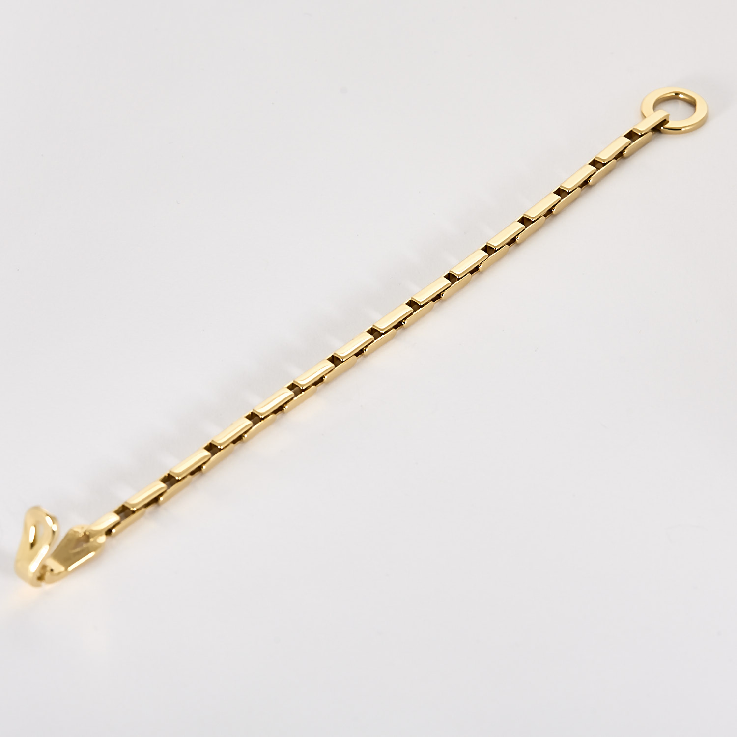 Bracelet CARTIER collection "Agrafe" en or jaune.