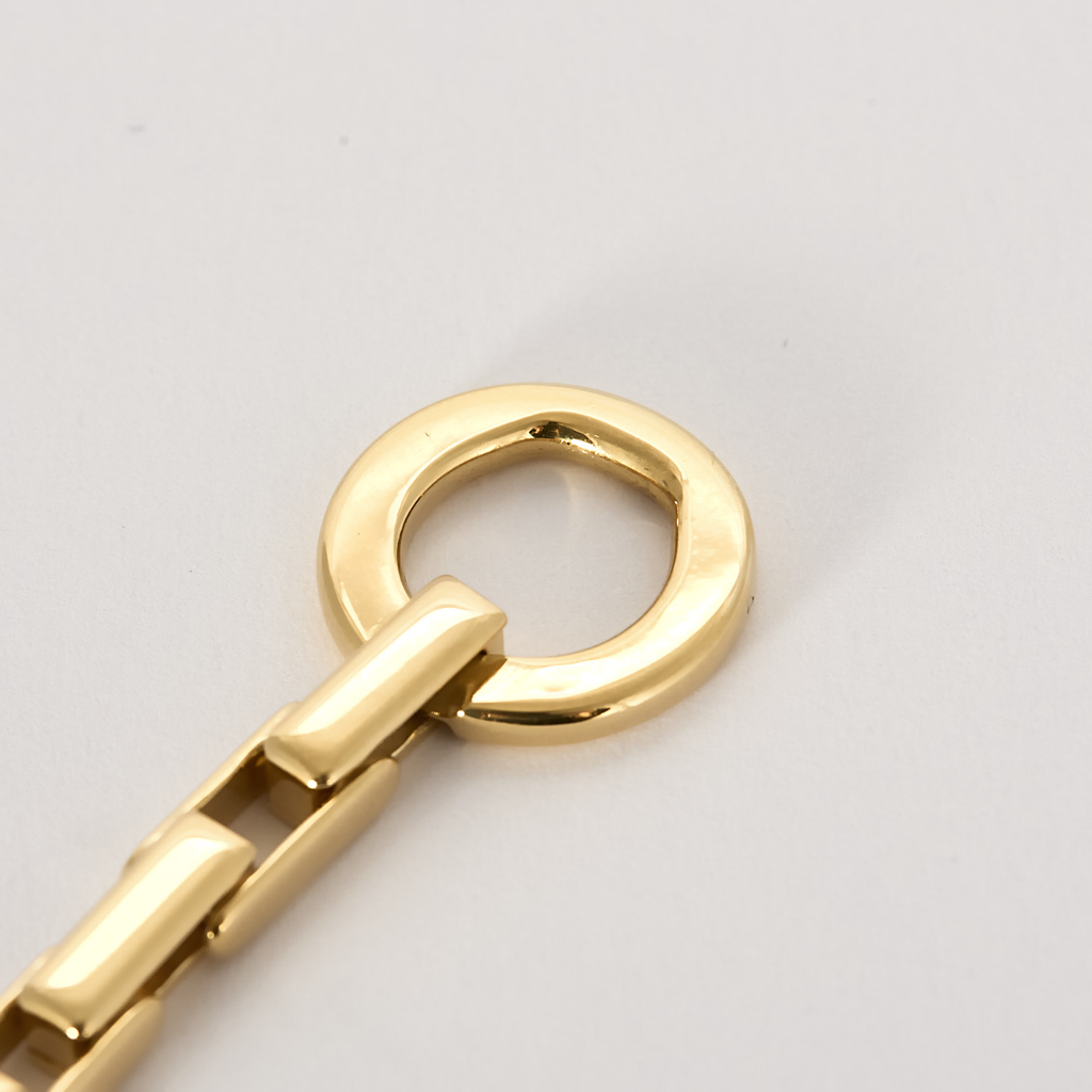 Bracelet CARTIER collection "Agrafe" en or jaune.