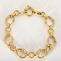 Bracelet ancien mailles ovale en or jaune.