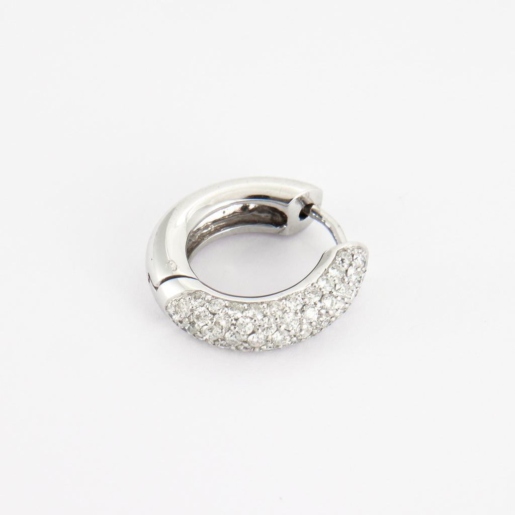 Créoles en or blanc et diamants